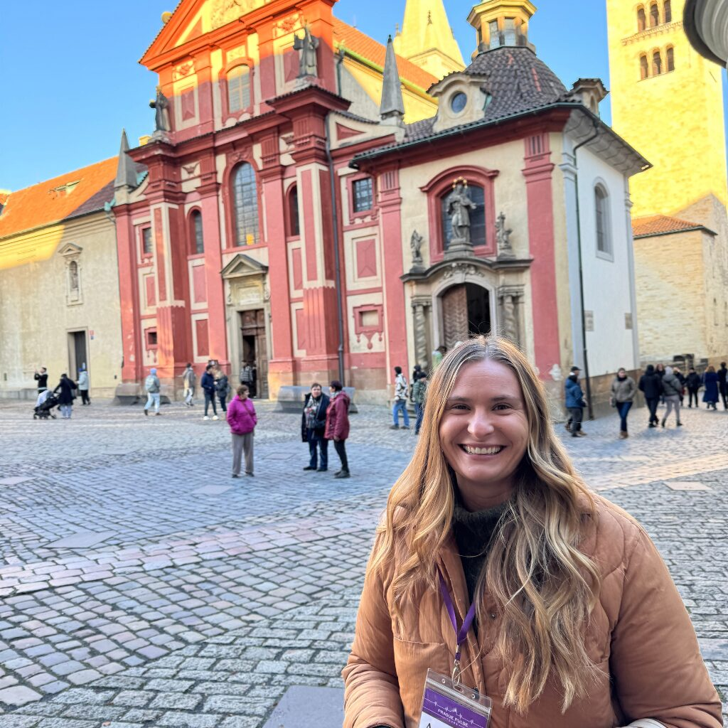 Anna Prague Pulse tour guide